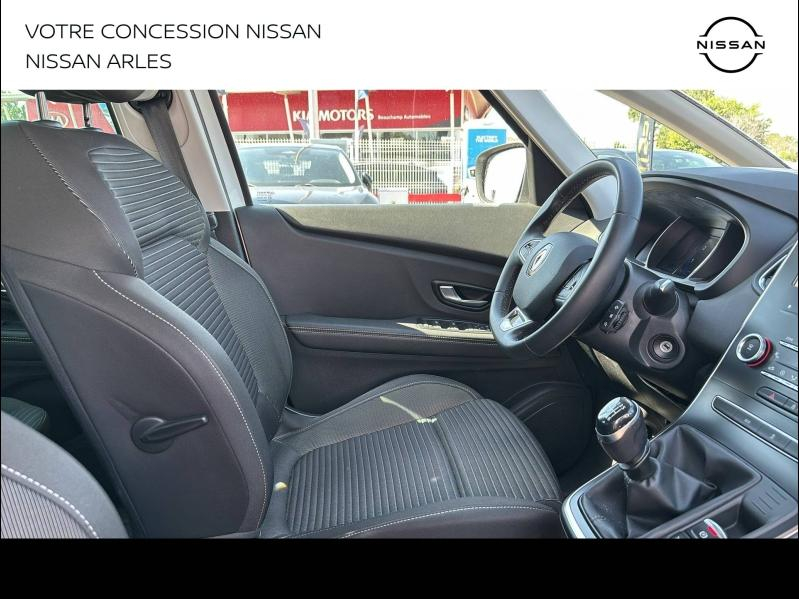 RENAULT Scenic d’occasion à vendre à ARLES chez MAS AUTO (Photo 9)